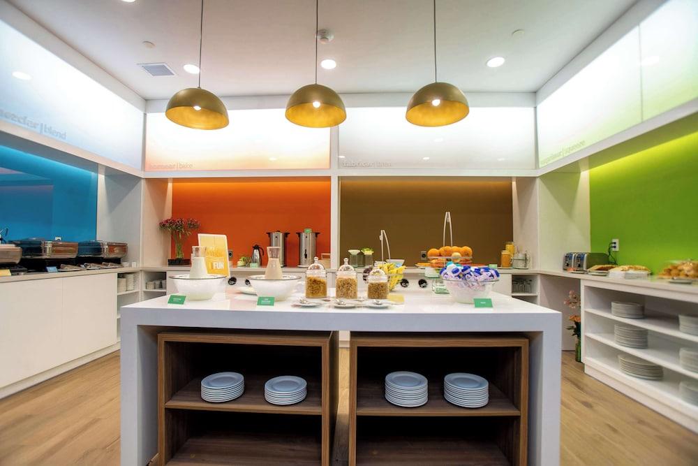 Hampton by Hilton Quito La Carolina Park