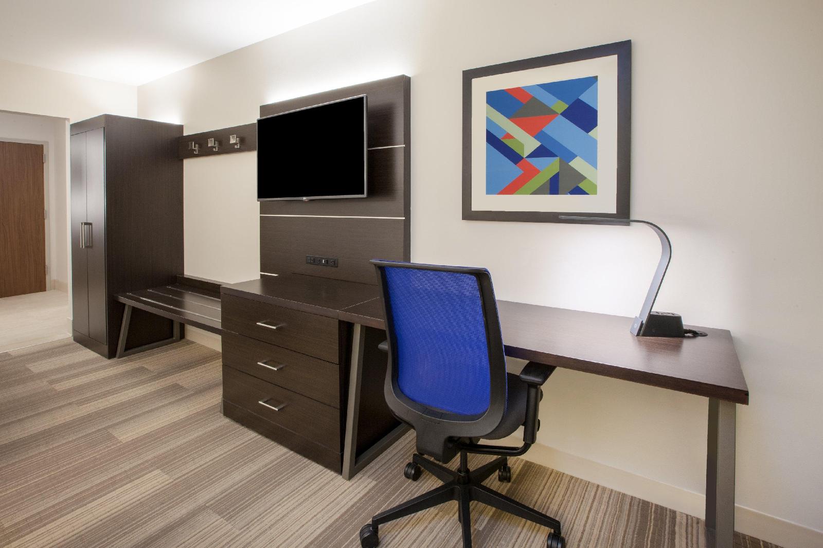 Holiday Inn Express Brooklyn - Bushwick, an IHG Hotel