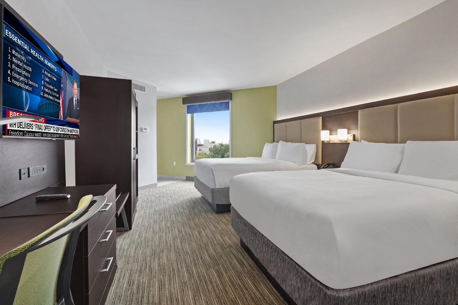 Holiday Inn Express Brooklyn - Bushwick, an IHG Hotel