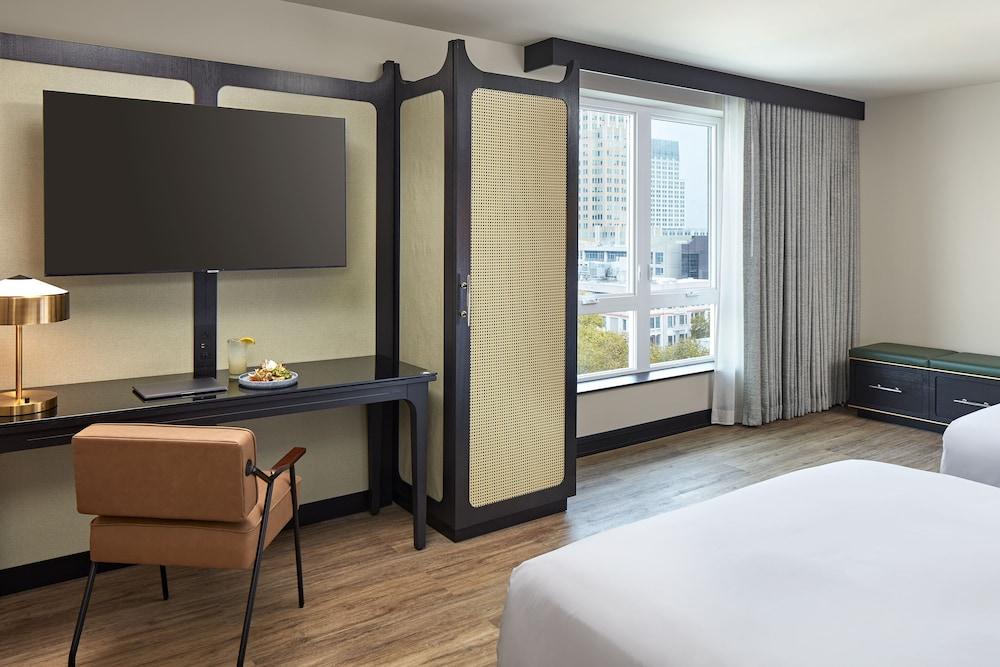 Hyatt Centric Downtown Sacramento