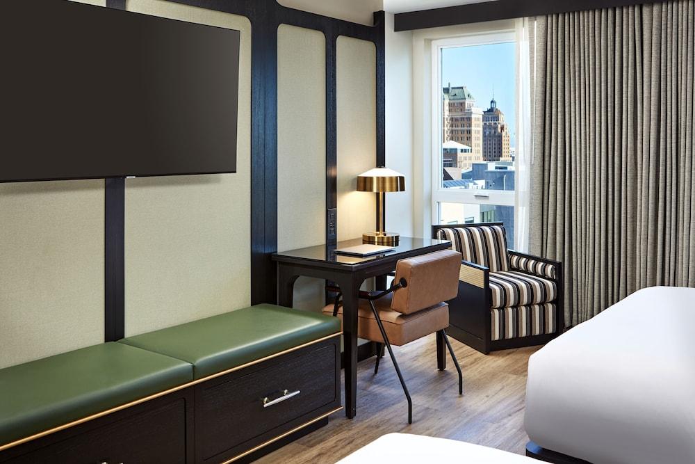 Hyatt Centric Downtown Sacramento