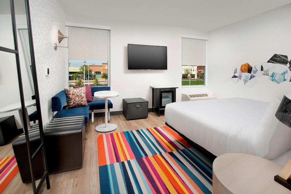 Aloft Dallas DFW Airport Grapevine