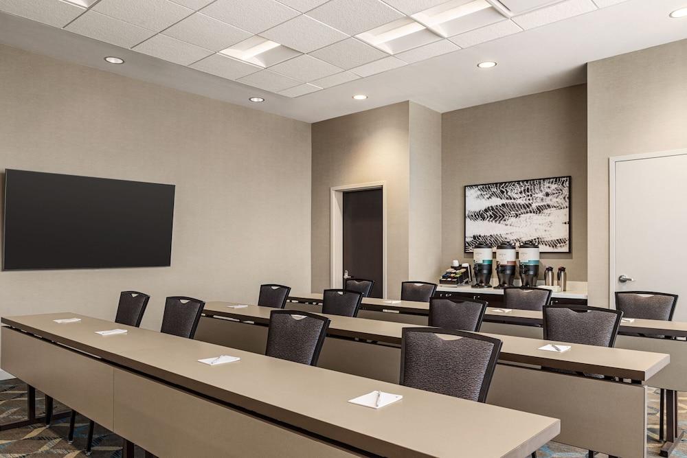Residence Inn New York JFK Airport