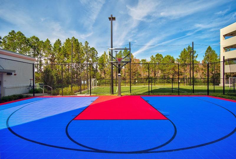Residence Inn by Marriott Orlando at FLAMINGO CROSSINGS Town Center