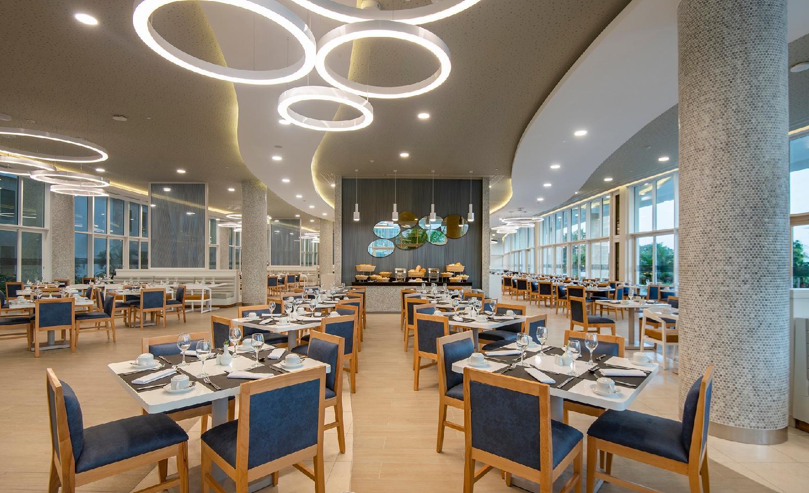 Grand Aston Varadero Beach Resort