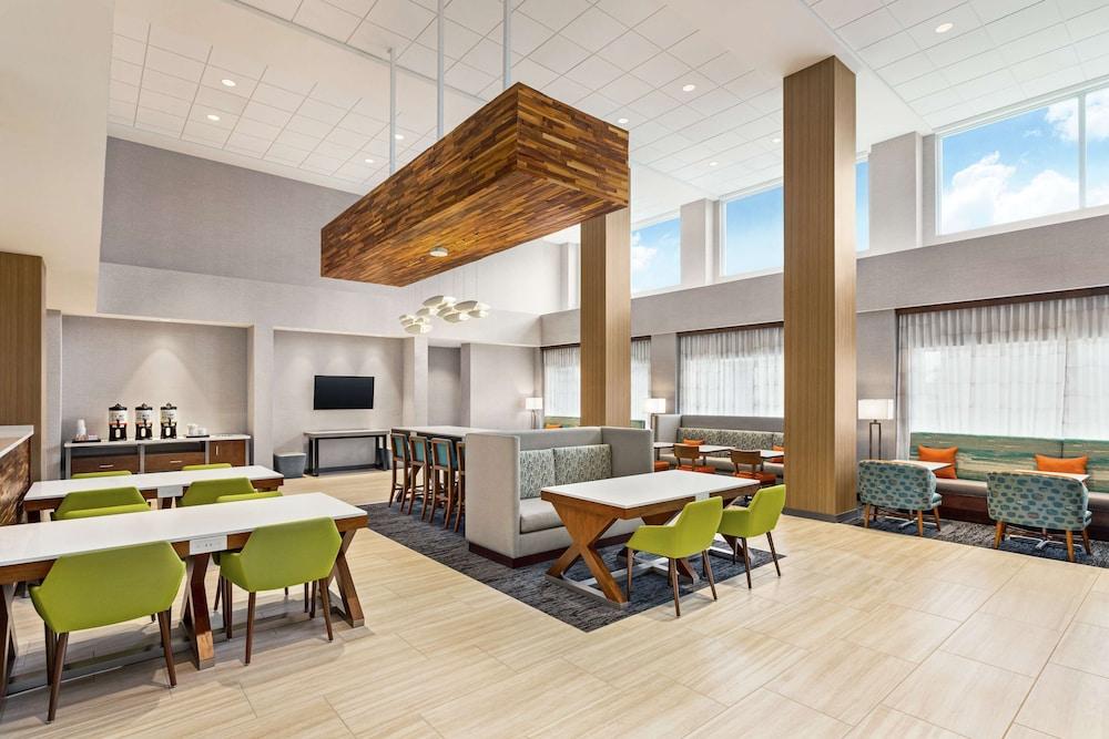 Hampton Inn & Suites Miami Kendall