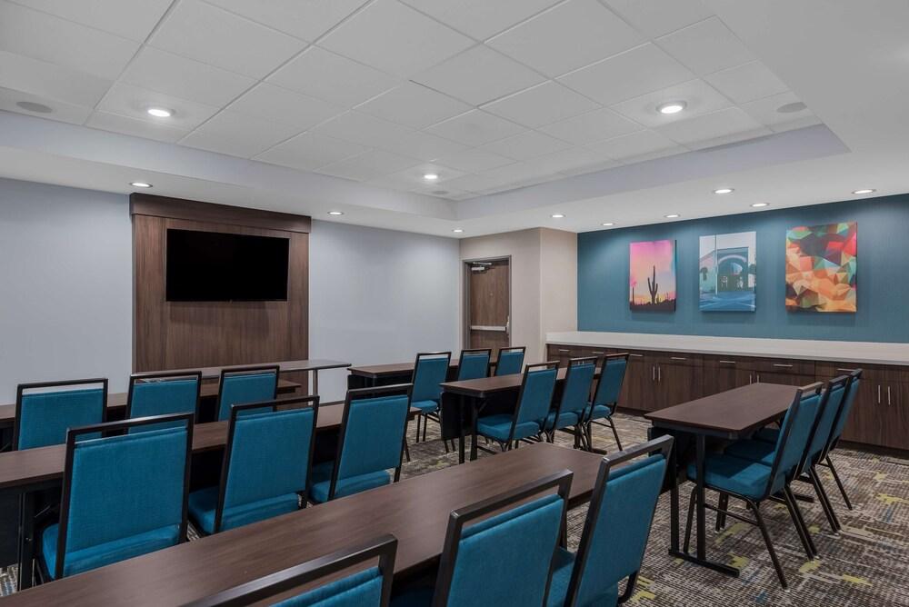 Hampton Inn Williams