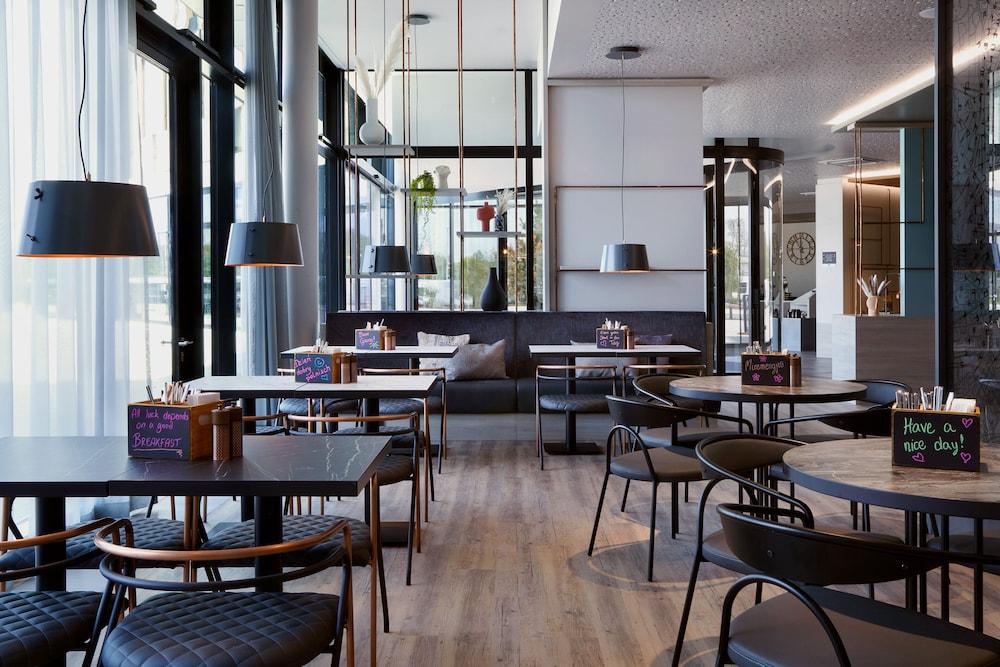 Holiday Inn - the niu, Hub Dusseldorf Messe, an IHG Hotel