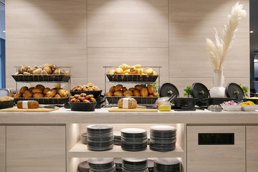 Holiday Inn - the niu, Hub Dusseldorf Messe, an IHG Hotel