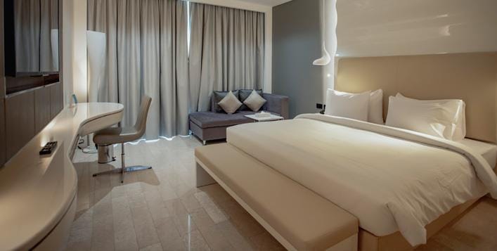 Alberni Hotel and Resort