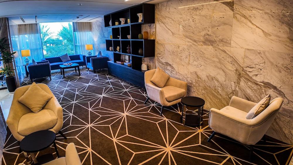 Alberni Hotel and Resort