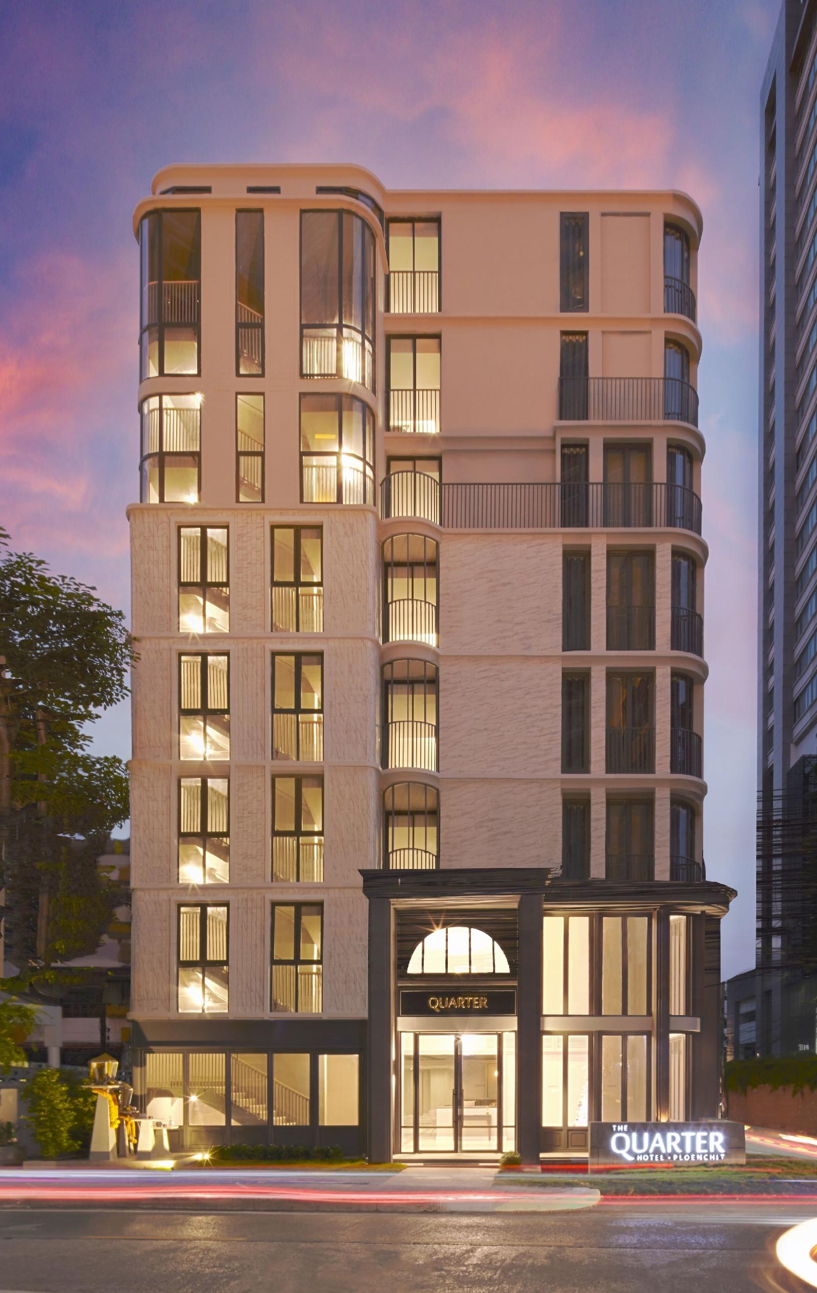 The Quarter Ploenchit by UHG