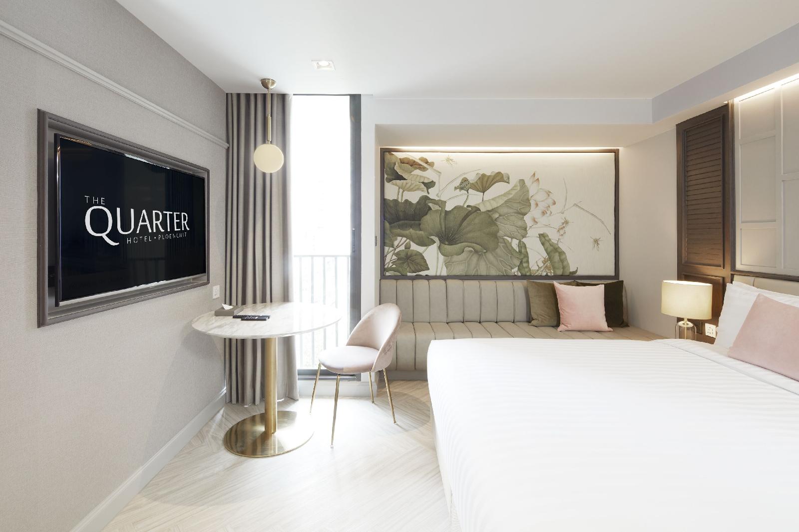 The Quarter Ploenchit by UHG