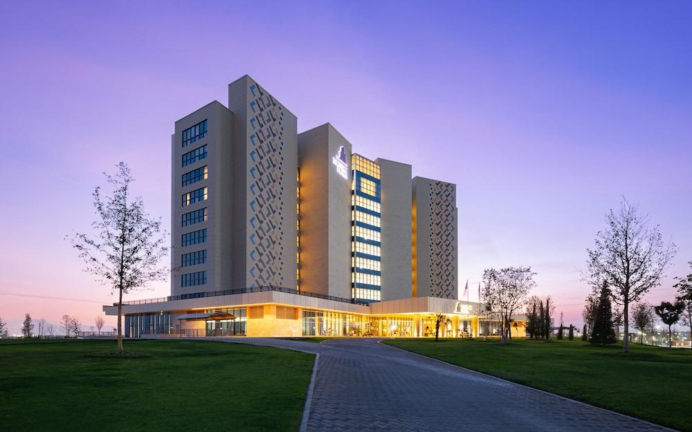 Savitsky Plaza Hotel