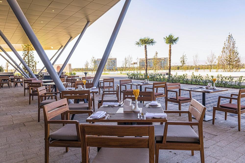 Savitsky Plaza Hotel