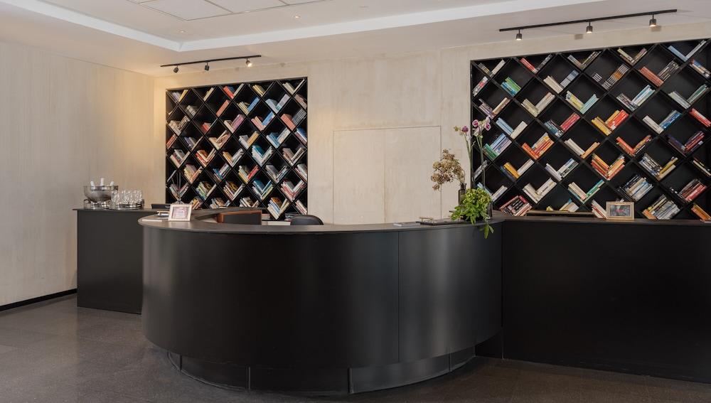 Brown Brut Hotel