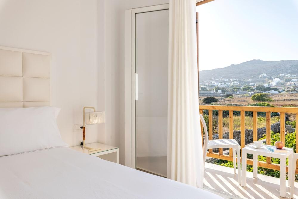Mykonaki Hotel