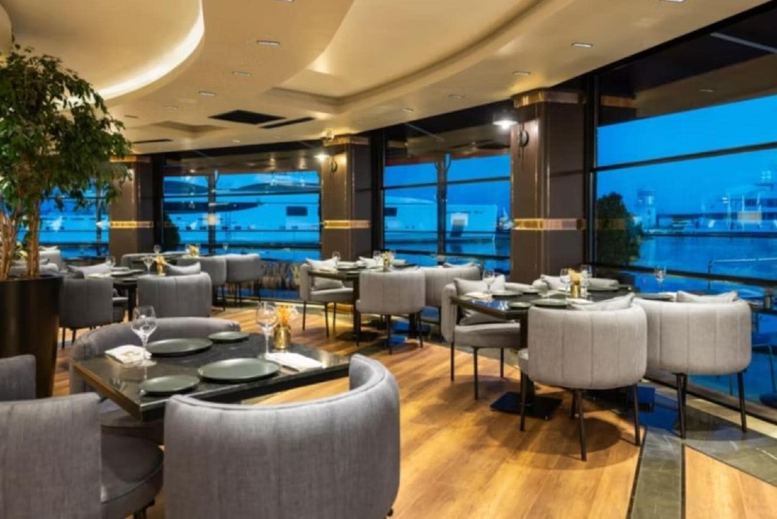 Crowne Plaza Istanbul Tuzla Viaport Marina