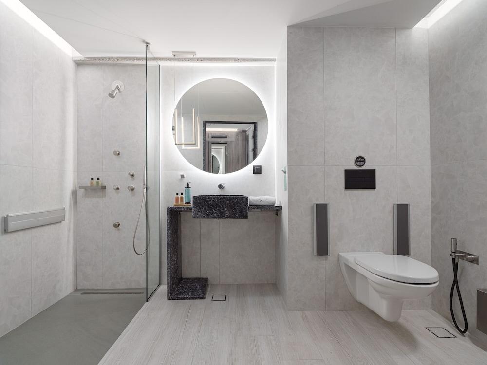 Nautilux Rethymno by Mage Hotels