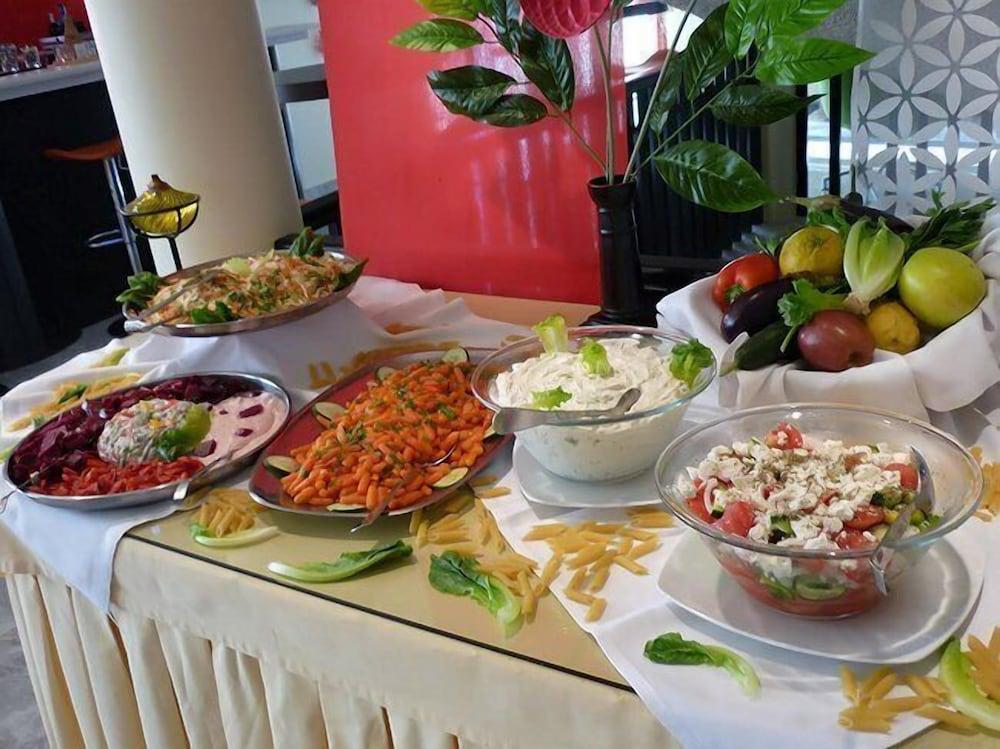Ermioni Beach Hotel