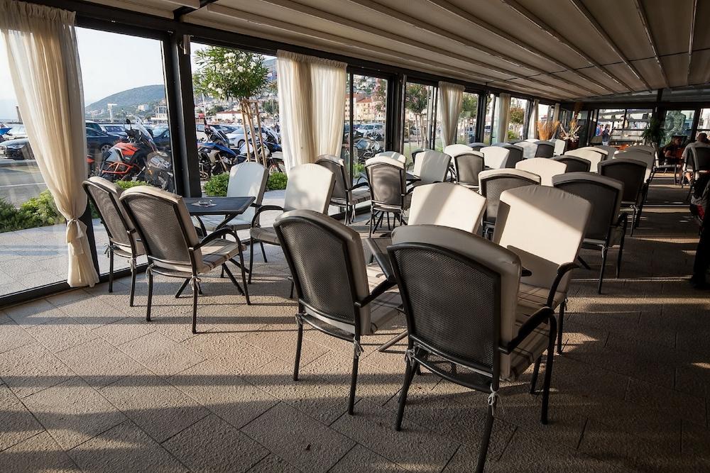 Bura 45 Boutique Hotel