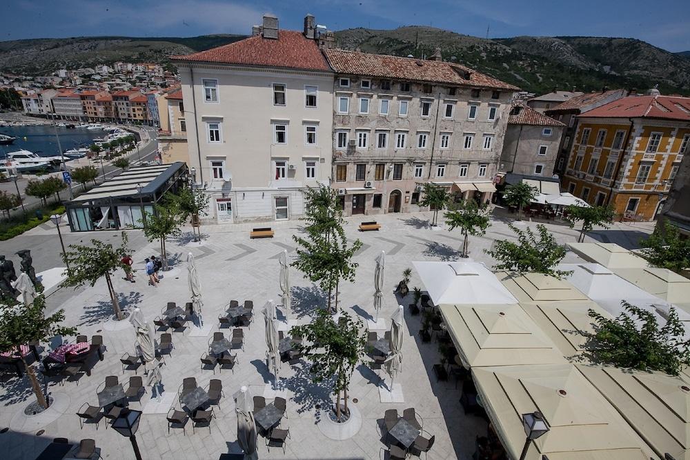 Bura 45 Boutique Hotel