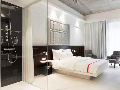 Ruby Louise Hotel
