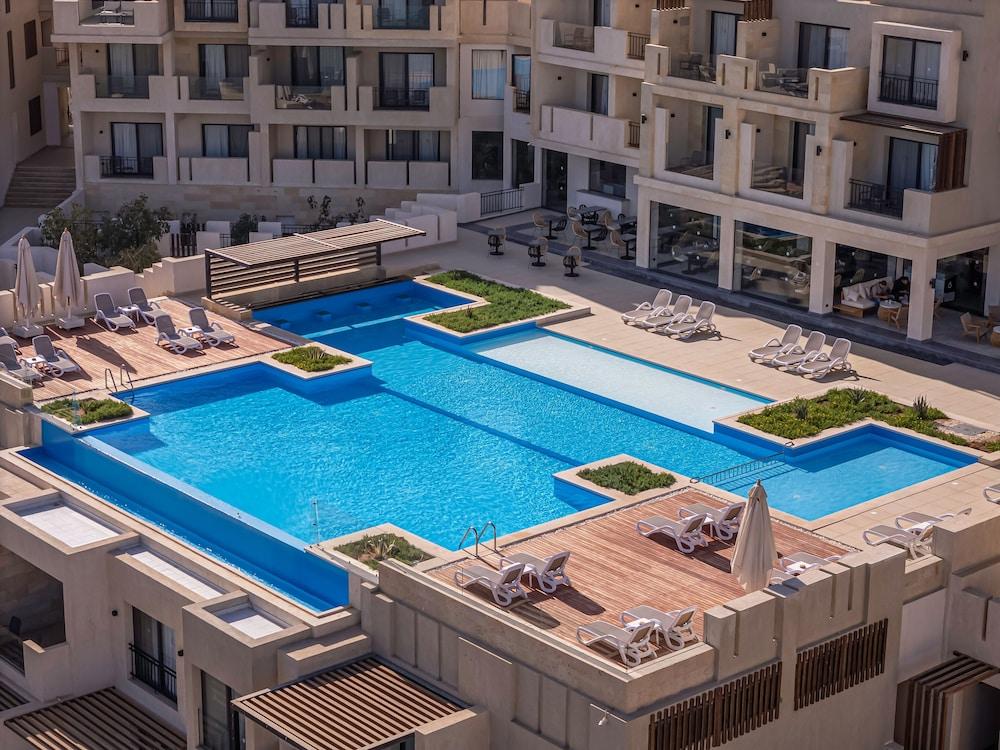 Creek Hotel And Residences El Gouna