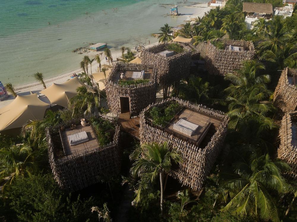 Nomade Holbox