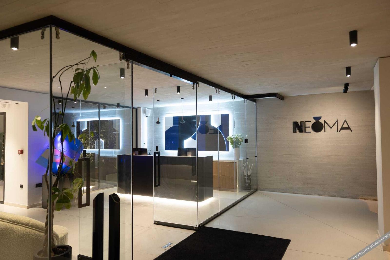 Neoma Hotel