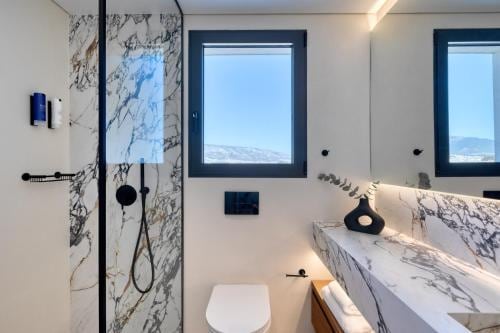 Neoma Hotel
