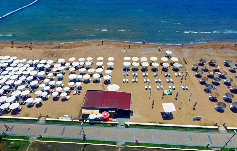 Grand Naz Garden Hotel