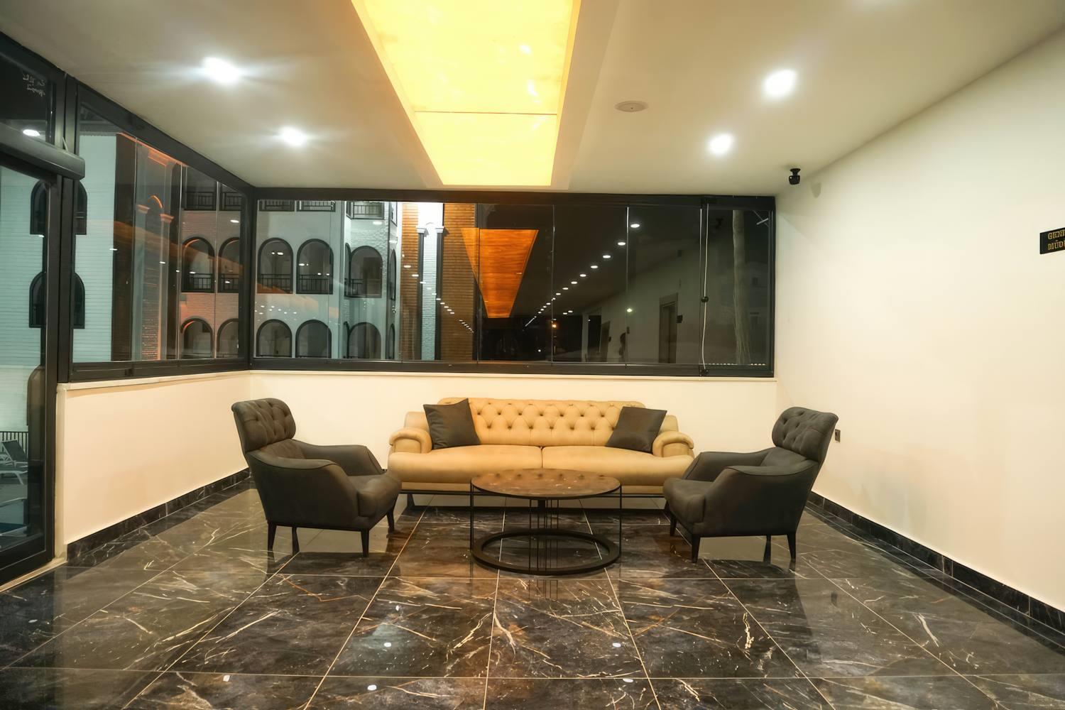 Grand Naz Garden Hotel