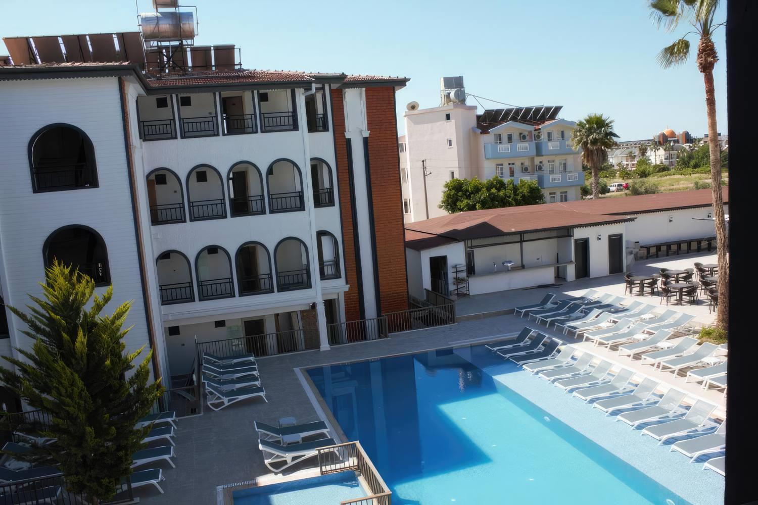 Grand Naz Garden Hotel