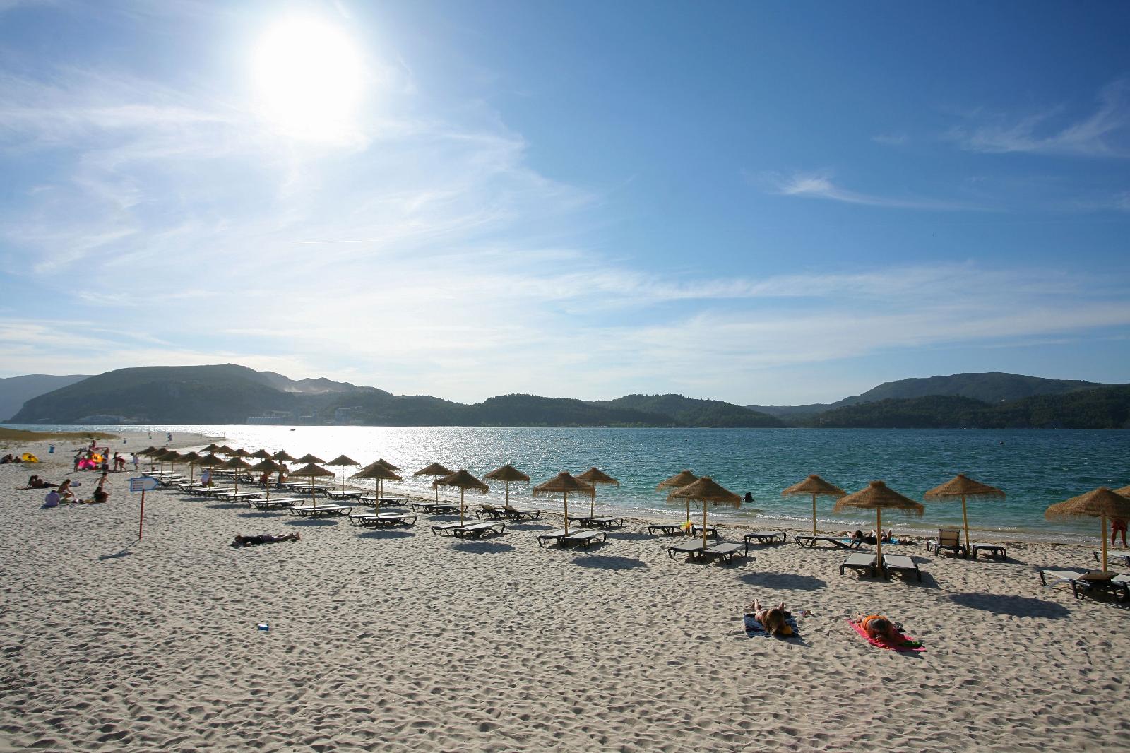 Aqualuz Troia Mar by The Editory