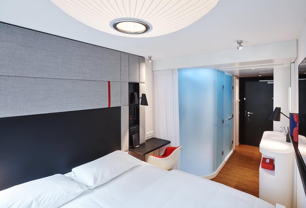 citizenM Paris Champs-Élysées