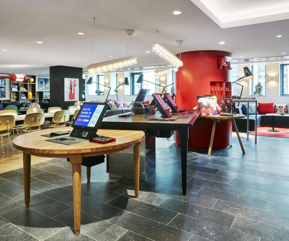 citizenM Paris Champs-Élysées