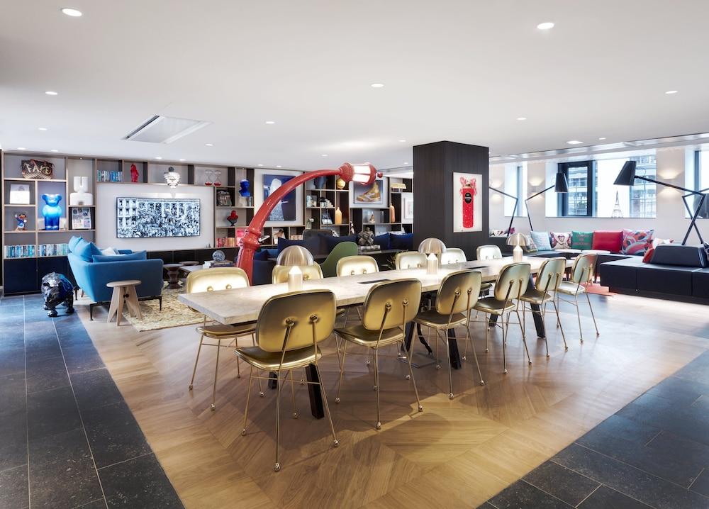citizenM Paris Champs-Élysées