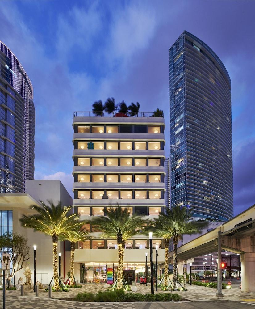 citizenM Miami World Center