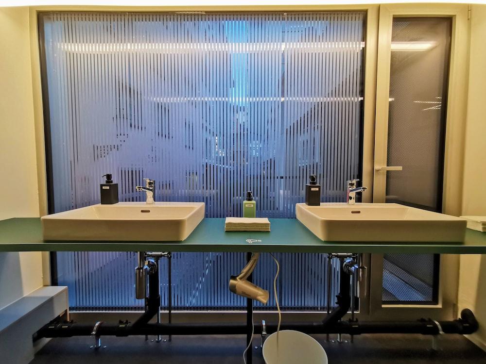 Green Marmot Capsule Hotel Zurich