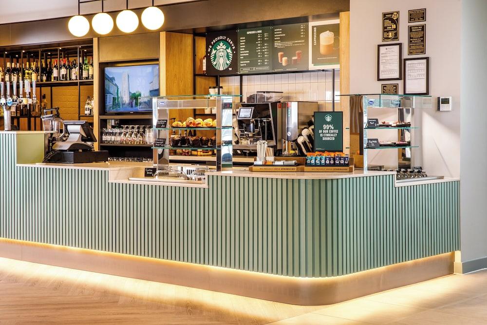 Holiday Inn Manchester Airport