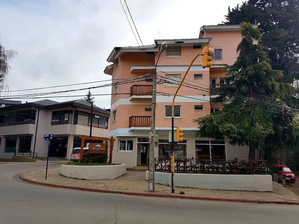 Trip Bariloche Select Hostel