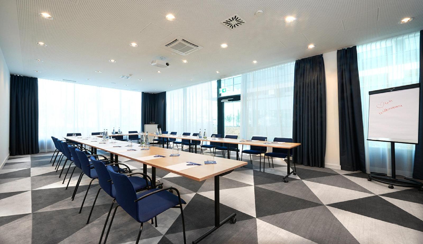 Holiday Inn Express And Suites Basel Allschwil