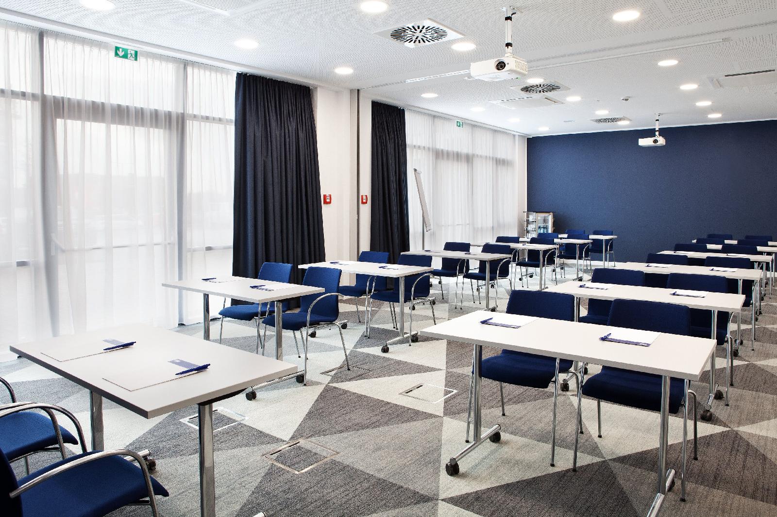 Holiday Inn Express And Suites Basel Allschwil