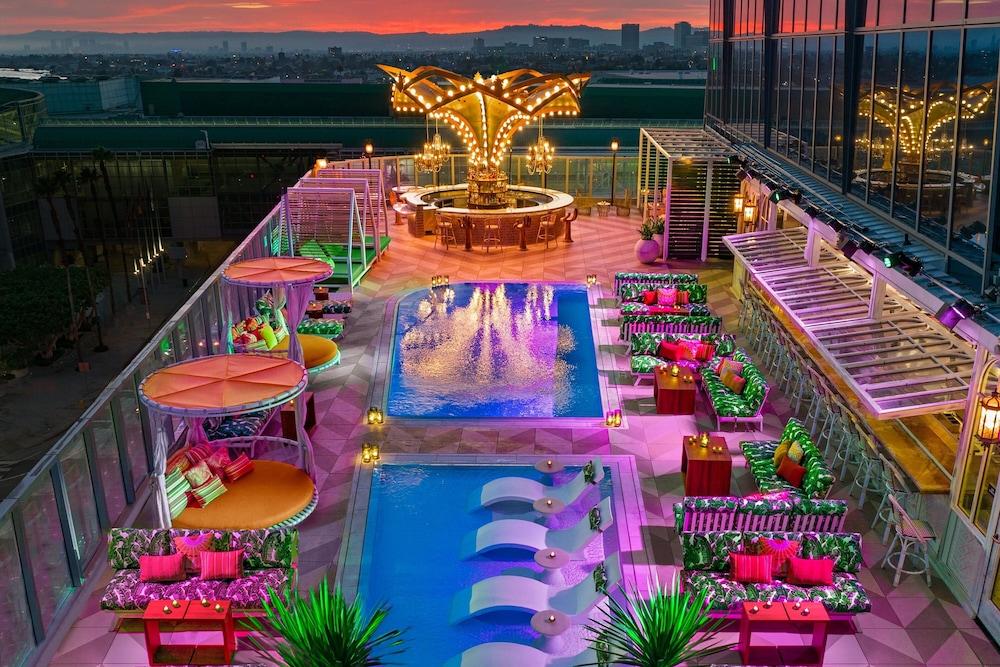 Moxy Downtown Los Angeles