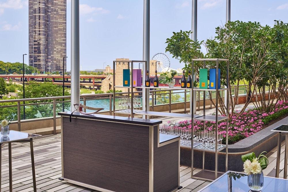 The St. Regis Chicago