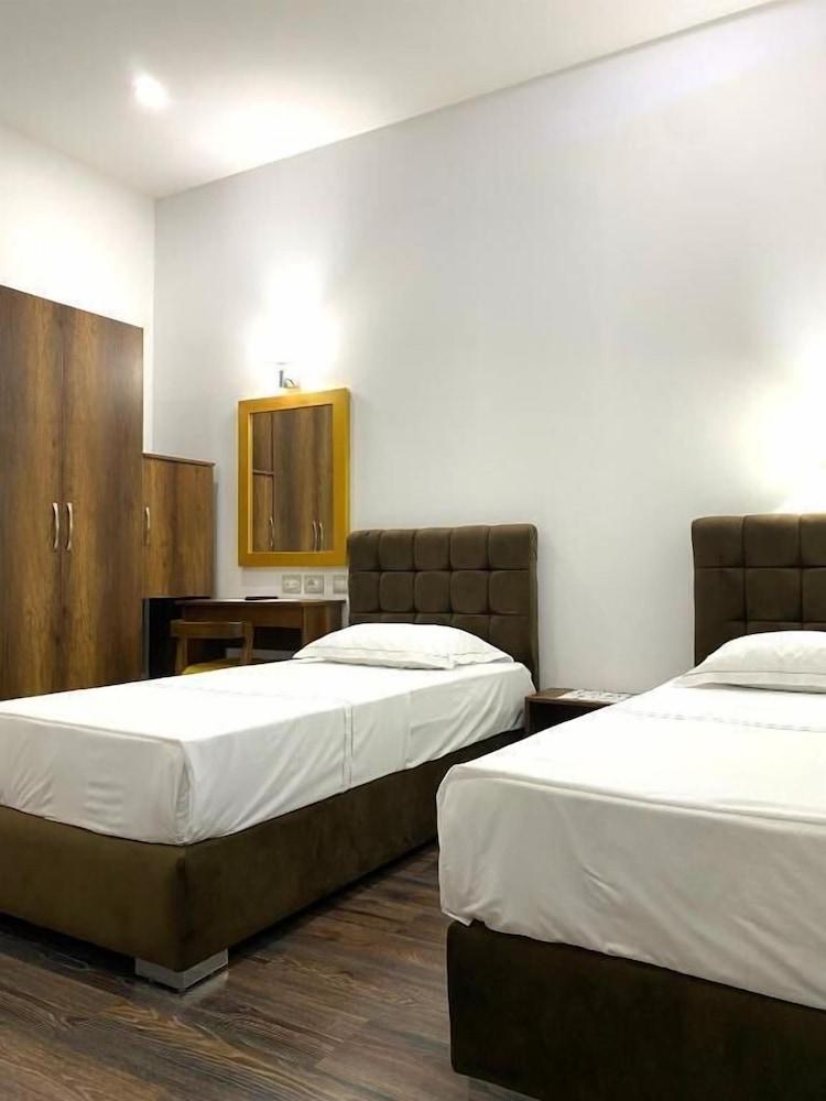 Hotel Republika Berat