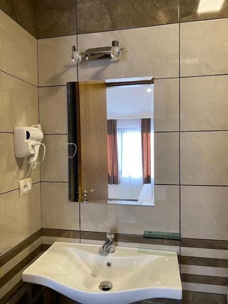 Hotel Republika Berat