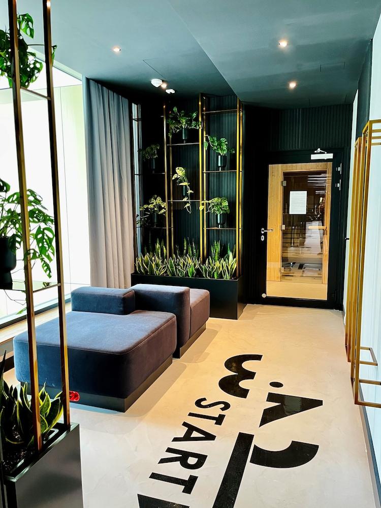 Royal Tulip Warsaw Apartments