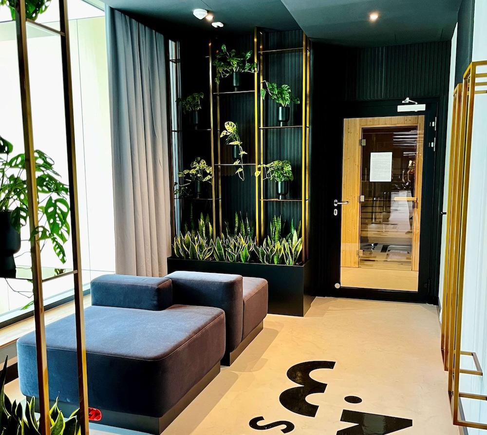 Royal Tulip Warsaw Apartments
